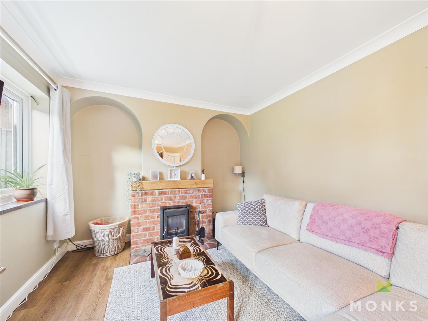 20 Abbots Way, Shrewsbury, SY2 5QR For Sale